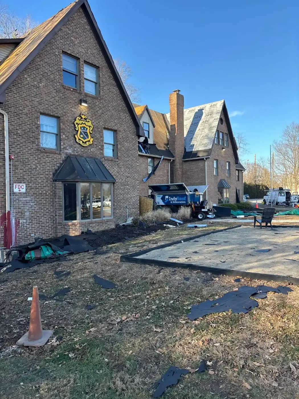 Commercial roofing by Sellersburg Commercial Roofing near Franklin, IN